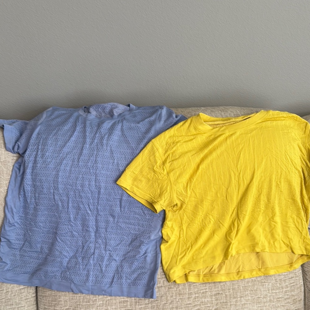 lululemon athletica Blue and Yellow Short Sleeve Tees